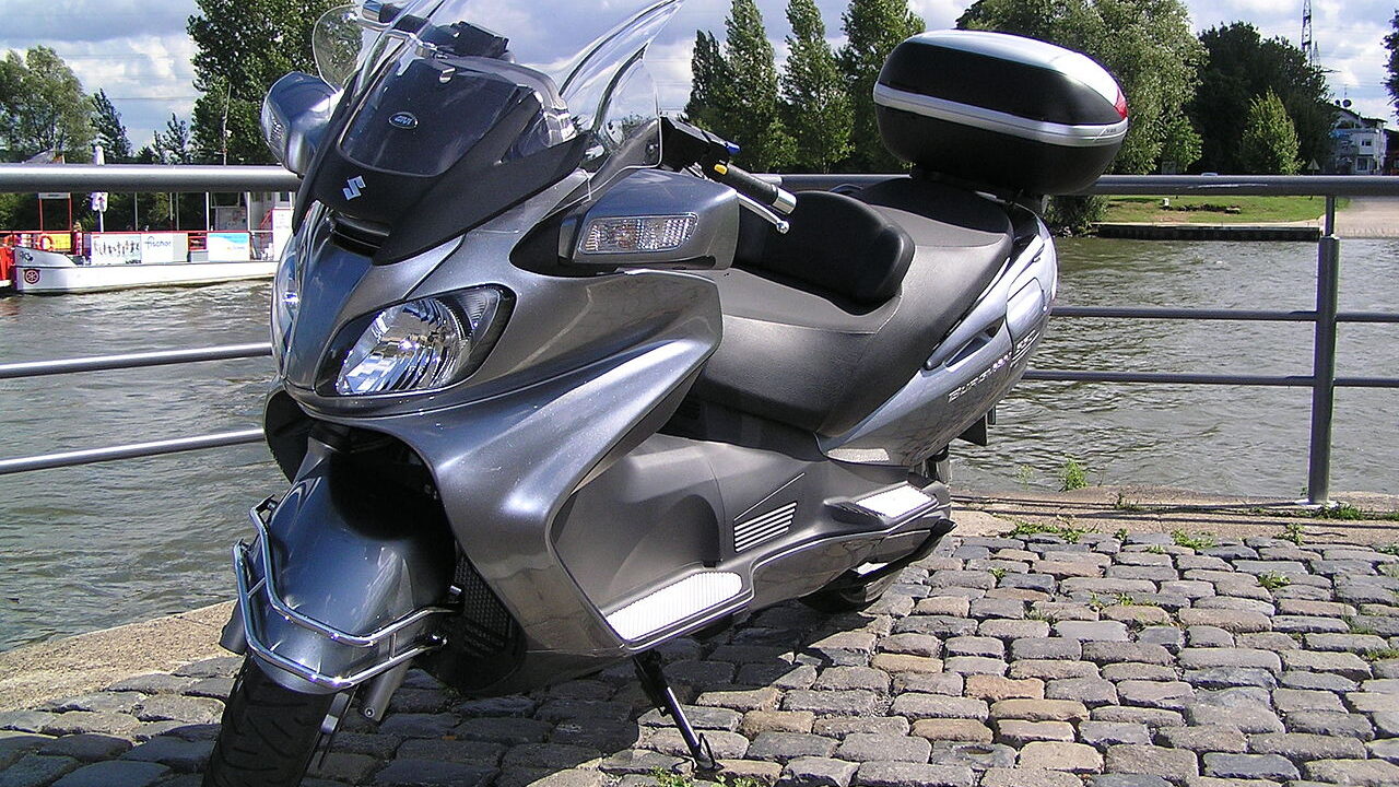 Suzuki Burgman 650
