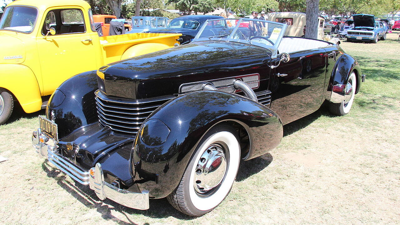 1937 Cord 812 Supercharged Cabriolet