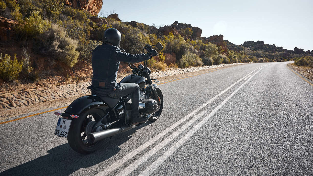 BMW R18
