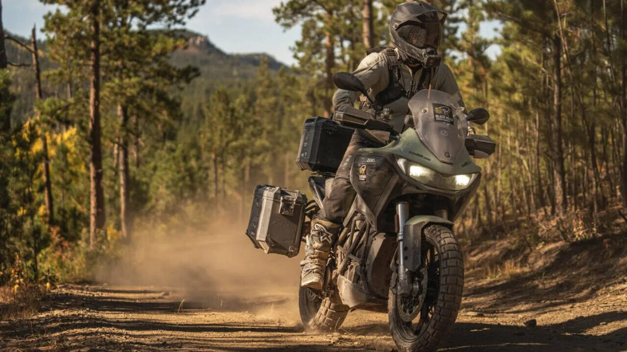 Zero Motorcycles DSR/X Black Forest Edition