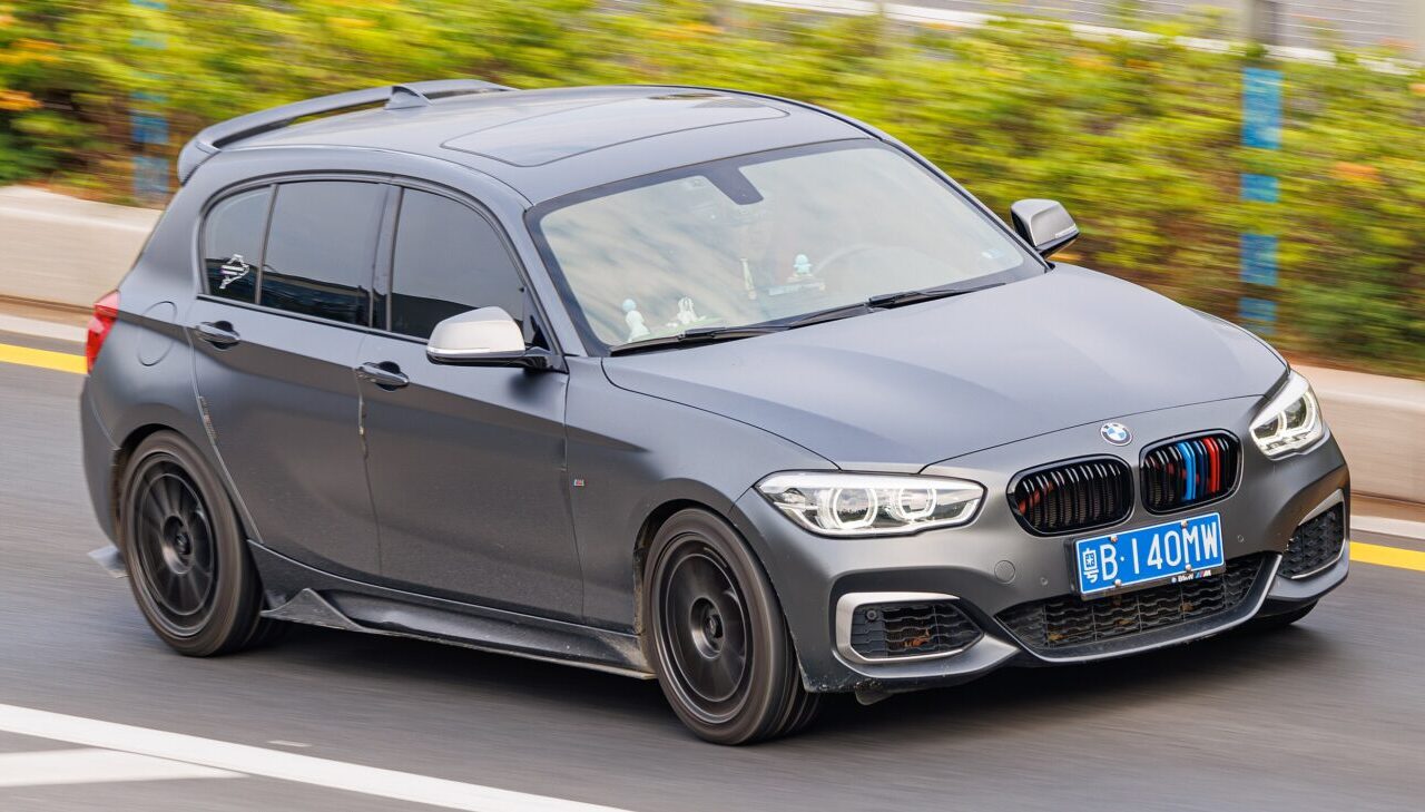 BMW M140i