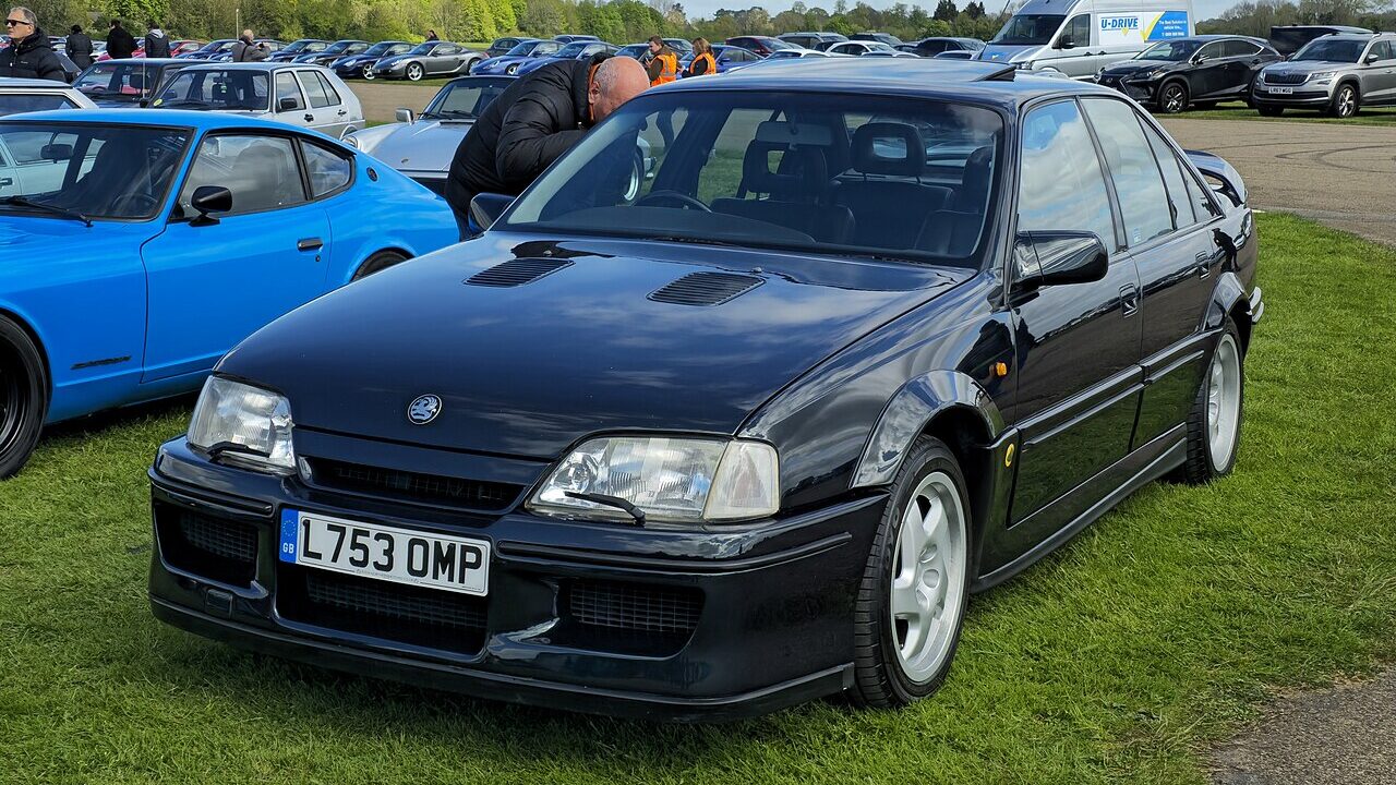 1993 Vauxhall Lotus Carlton / Opel Lotus Omega