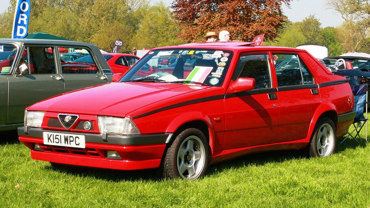 Alfa Romeo 75