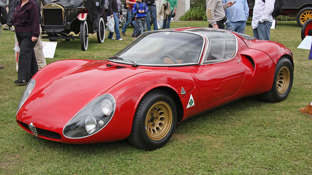 Alfa Romeo Tipo 33 Stradale