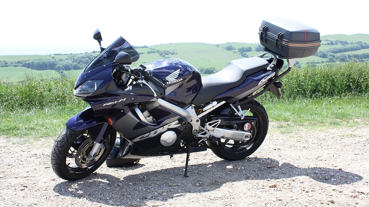 Honda CBR600F4i