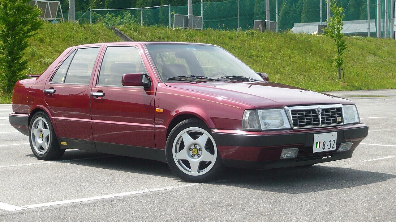 Lancia Thema 8･32