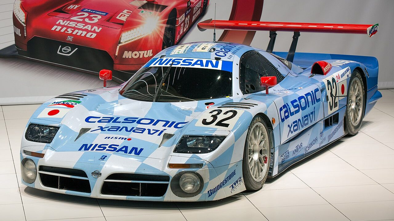 Nissan R390 GT1