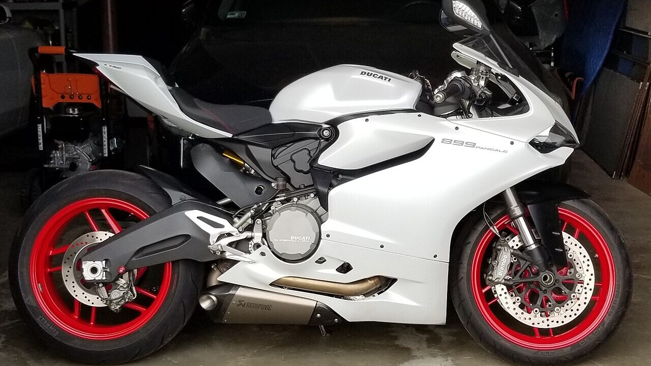 Ducati Panigale 899