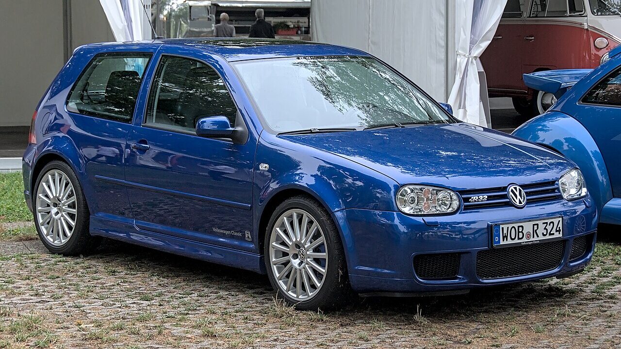 Volkswagen Golf IV R32