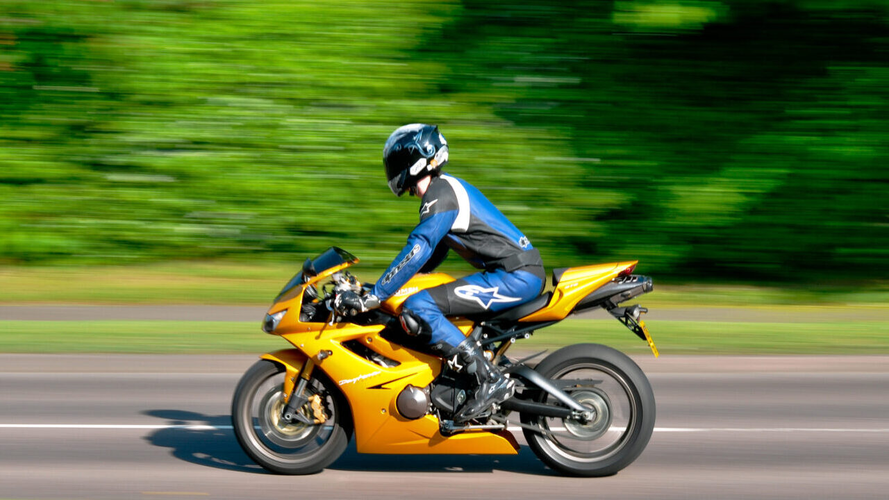 triumph daytona 675