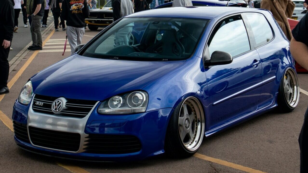 Mk5 Volkswagen Golf R32