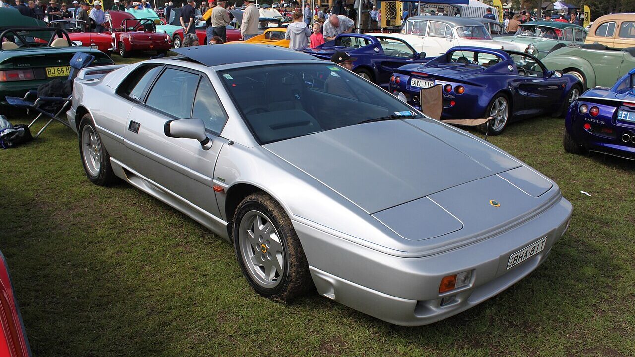Lotus Esprit S4