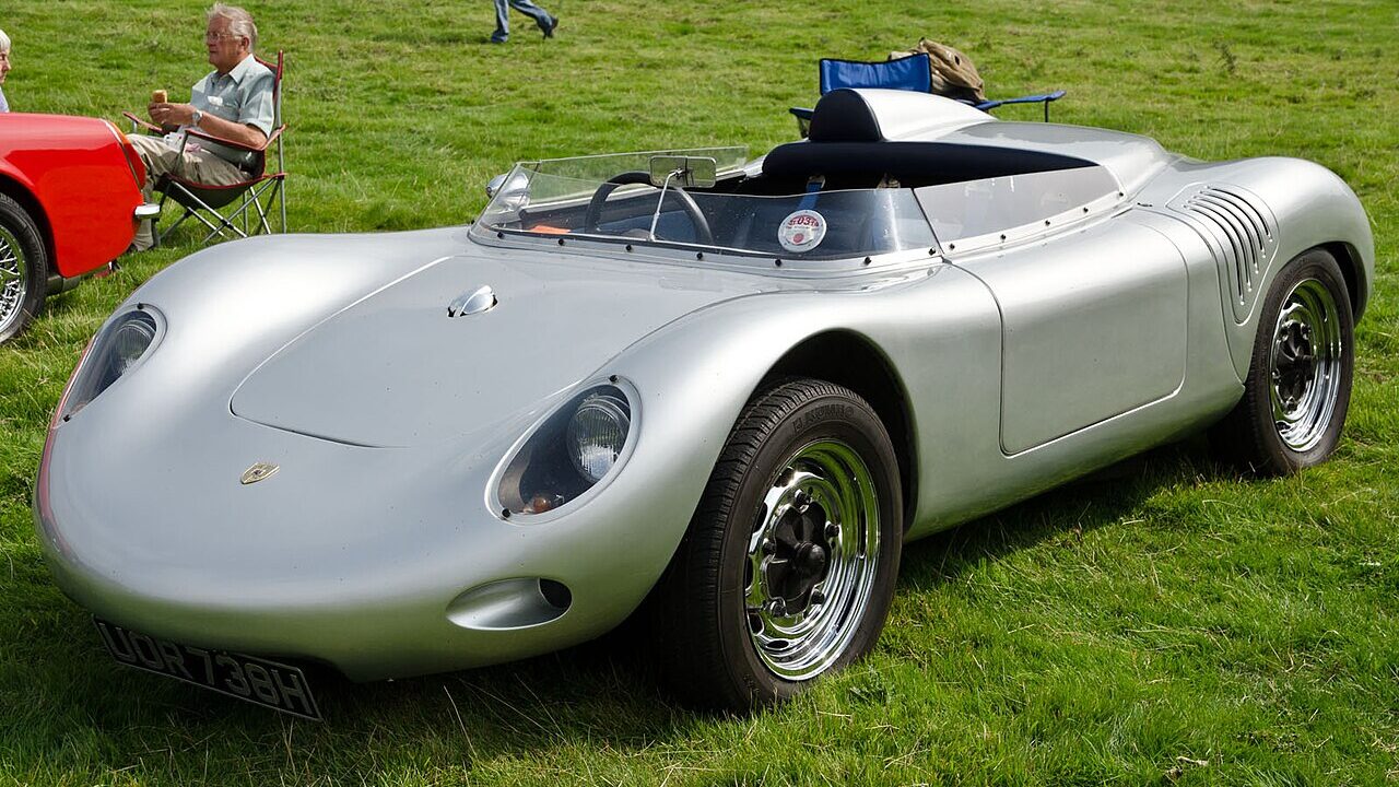 Porsche 718 RSK Replica